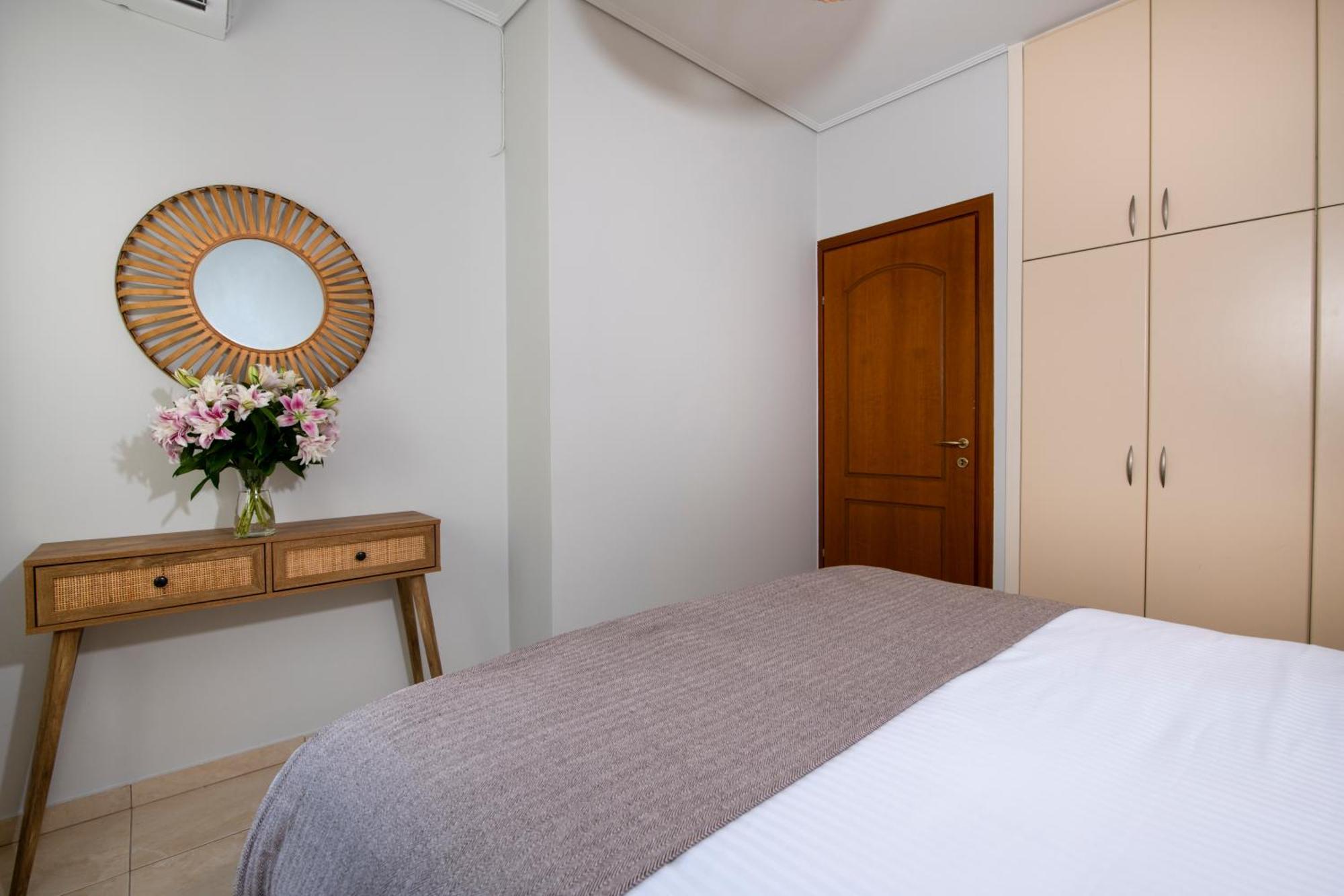 Inner City Retreat Apartment Chania  Ngoại thất bức ảnh